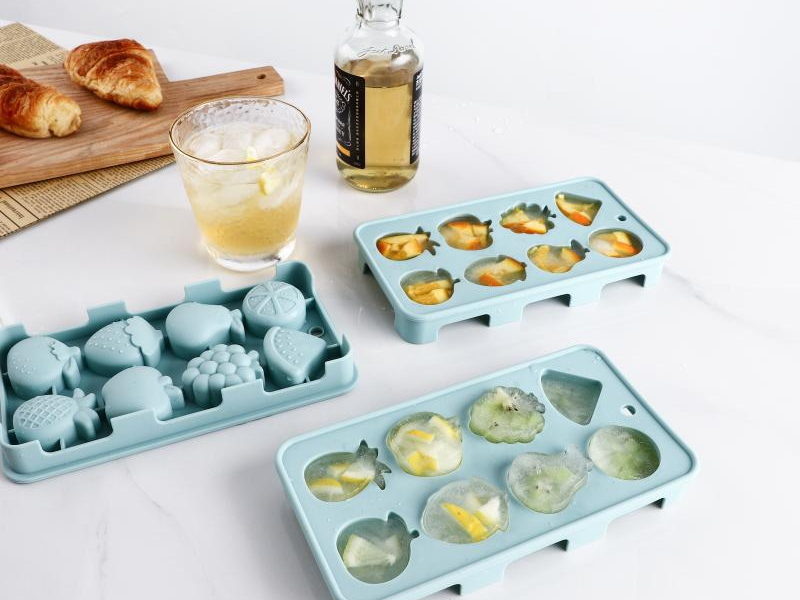 Silicone-ice-tray1-800x600.png